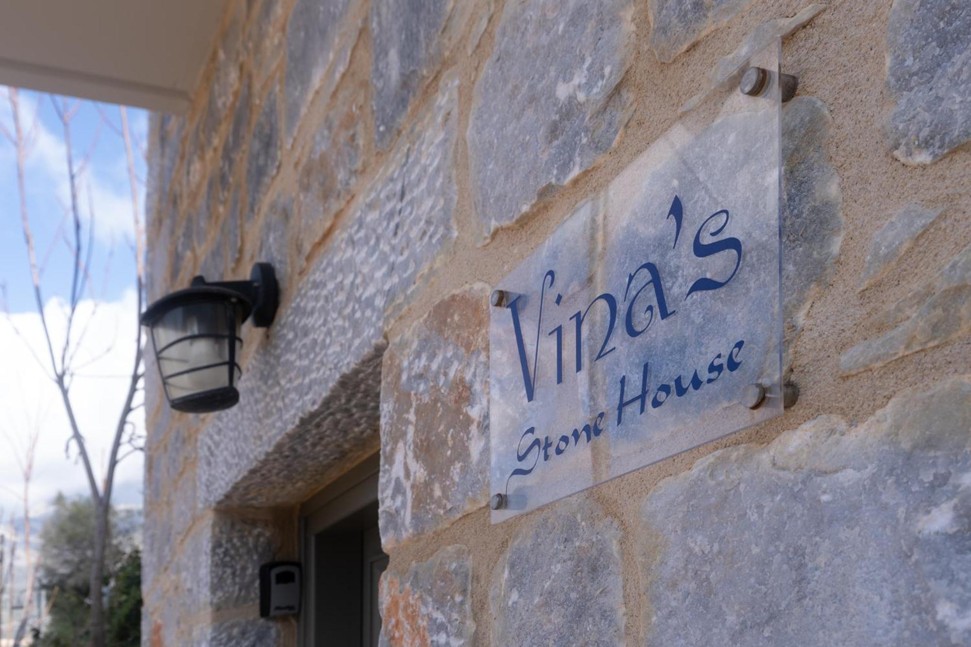 Vina'S Stone House Limeni Exterior foto
